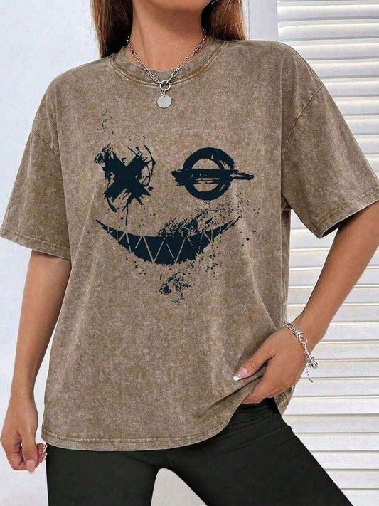 Retro Dark Graffiti Smiling Face Cartoon Letter Print T-Shirt | 100% Cotton Unisex American Distressed Street Cool Style Casual Summer Tee